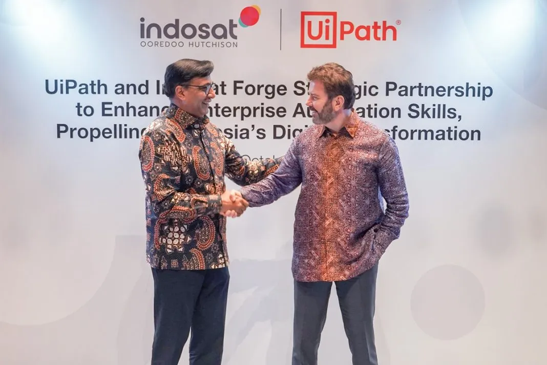 Otomatisasi digital, pelatihan AI, sertifikasi UiPath, transformasi industri, talenta digital, pusat teknologi, kolaborasi global, ekonomi digital, pengembangan otomatisasi, citizen developer, program IDCamp, visi Indonesia, webinar pelatihan, tenaga kerja, akademi otomatisasi