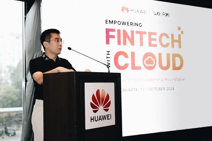 Huawei Cloud, industri fintech, solusi cloud, kolaborasi fintech, teknologi inovatif, pengalaman pelanggan, layanan keuangan, data besar, kecerdasan buatan, Paylater, dompet digital, inklusi keuangan, transformasi digital, pusat data, manajemen data, solusi keamanan.