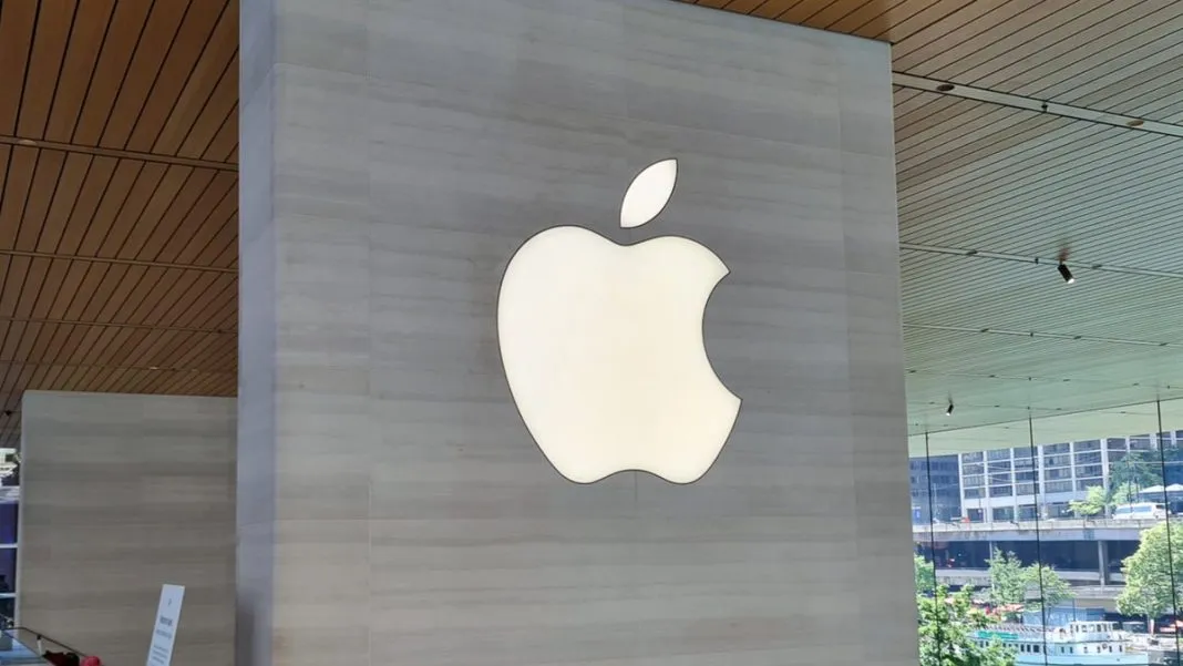 Apple lab Shenzhen, inovasi terbaru, persaingan smartphone, pengembangan produk, investasi di Tiongkok, R&D Apple, Huawei vs Apple