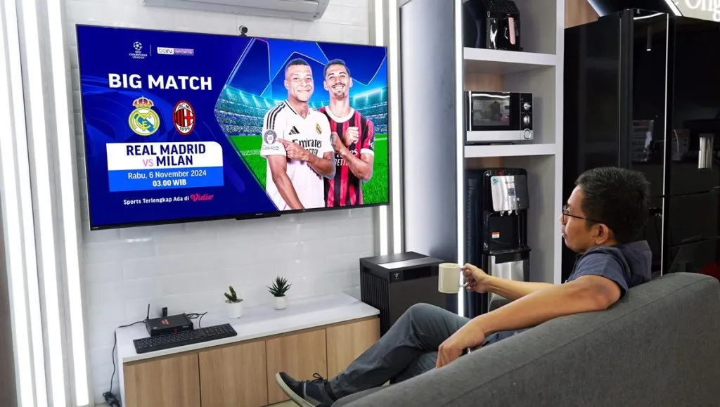 TV Sharp, akses Vidio Platinum, kolaborasi Sharp dan Vidio, hiburan berkualitas tinggi, upgrade pengalaman nonton, aplikasi Vidio, televisi Android, konten seru, pertandingan UEFA, streaming tanpa batas.