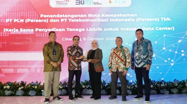 Kerjasama strategis, pusat data, NeutraDC, PLN, energi terbarukan, pengembangan infrastruktur, digitalisasi, ekosistem digital, layanan andal, kapasitas Cikarang, hyperscale data center